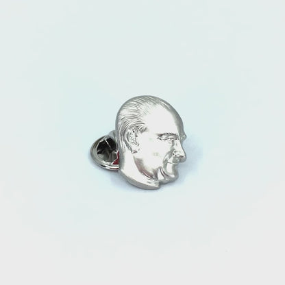 Gülen Atatürk Rozet - Gümüş Rengi